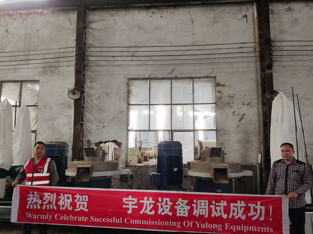广西杂木木屑颗；；；；；；辈3-4吨